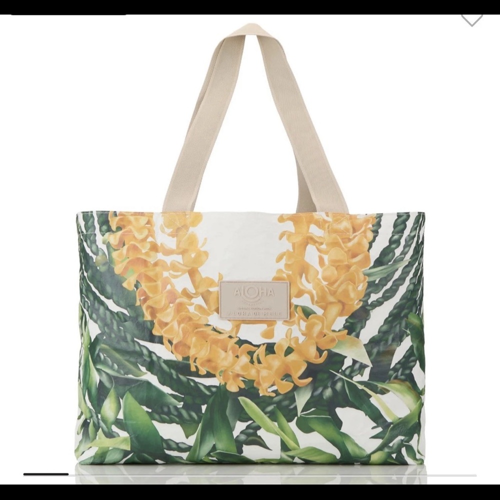 Aloha Collection *Rare-Sold out Online & Stores* Aloha De Mele Collection